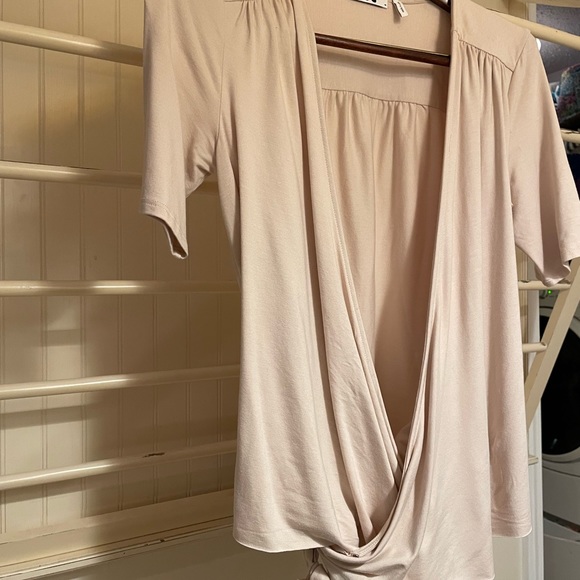 3 dots wrap blouse - Picture 3 of 3